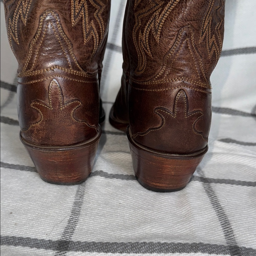 Lucchese Classics Men’s Leather Cowboy Boots in Rich Brown 8 - Picture 6 of 15